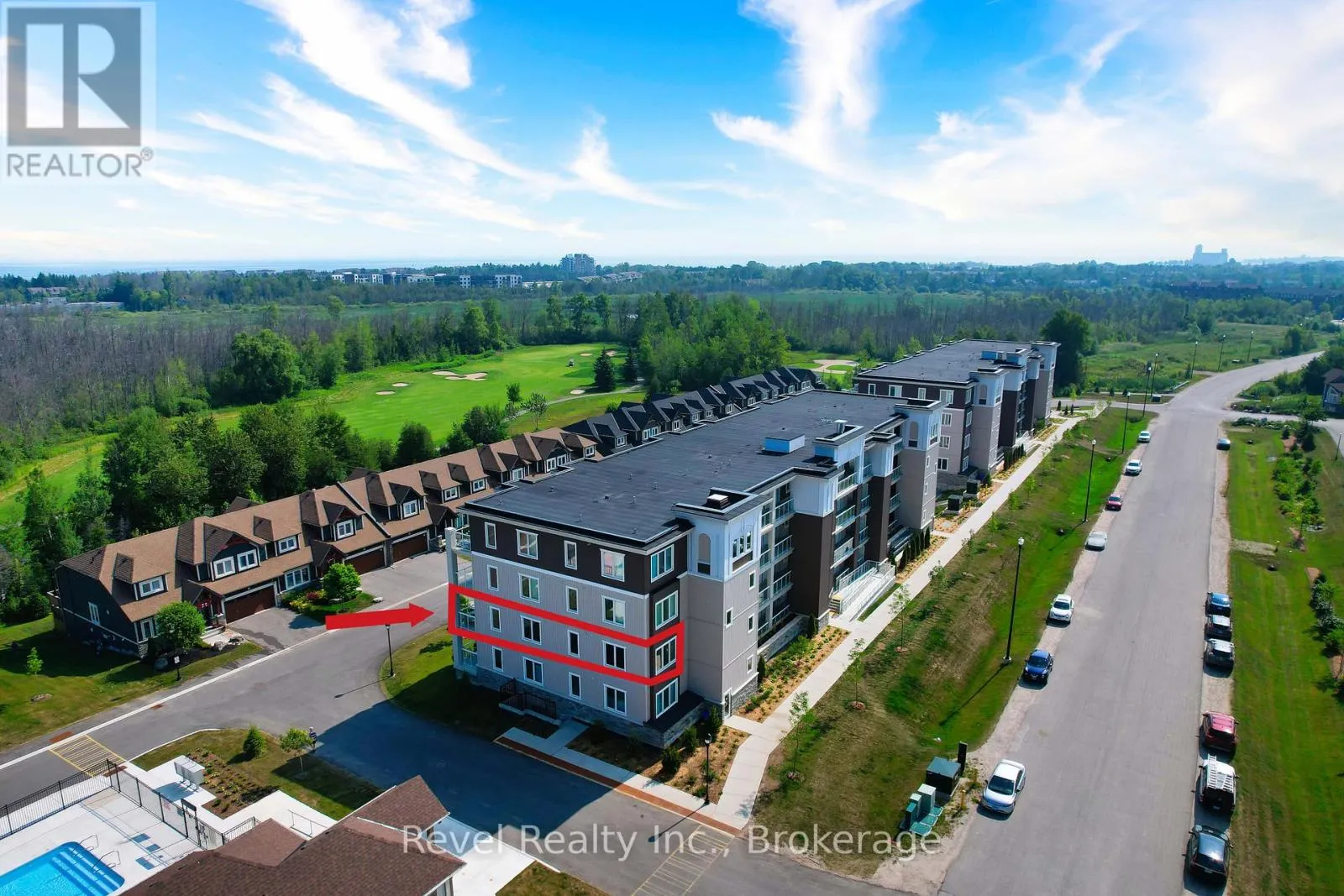 Apartment for rent: 201 - 17 Spooner Crescent, Collingwood, Ontario L9Y 1T3