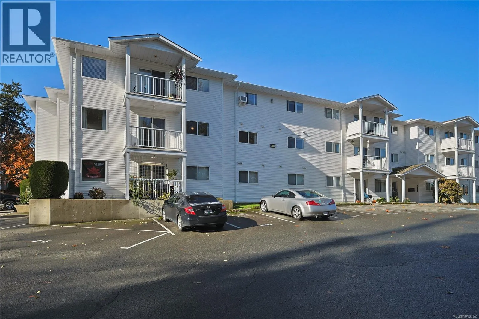 Apartment for rent: 201 3226 Cowichan Lake Rd, Duncan, British Columbia V9L 4B9