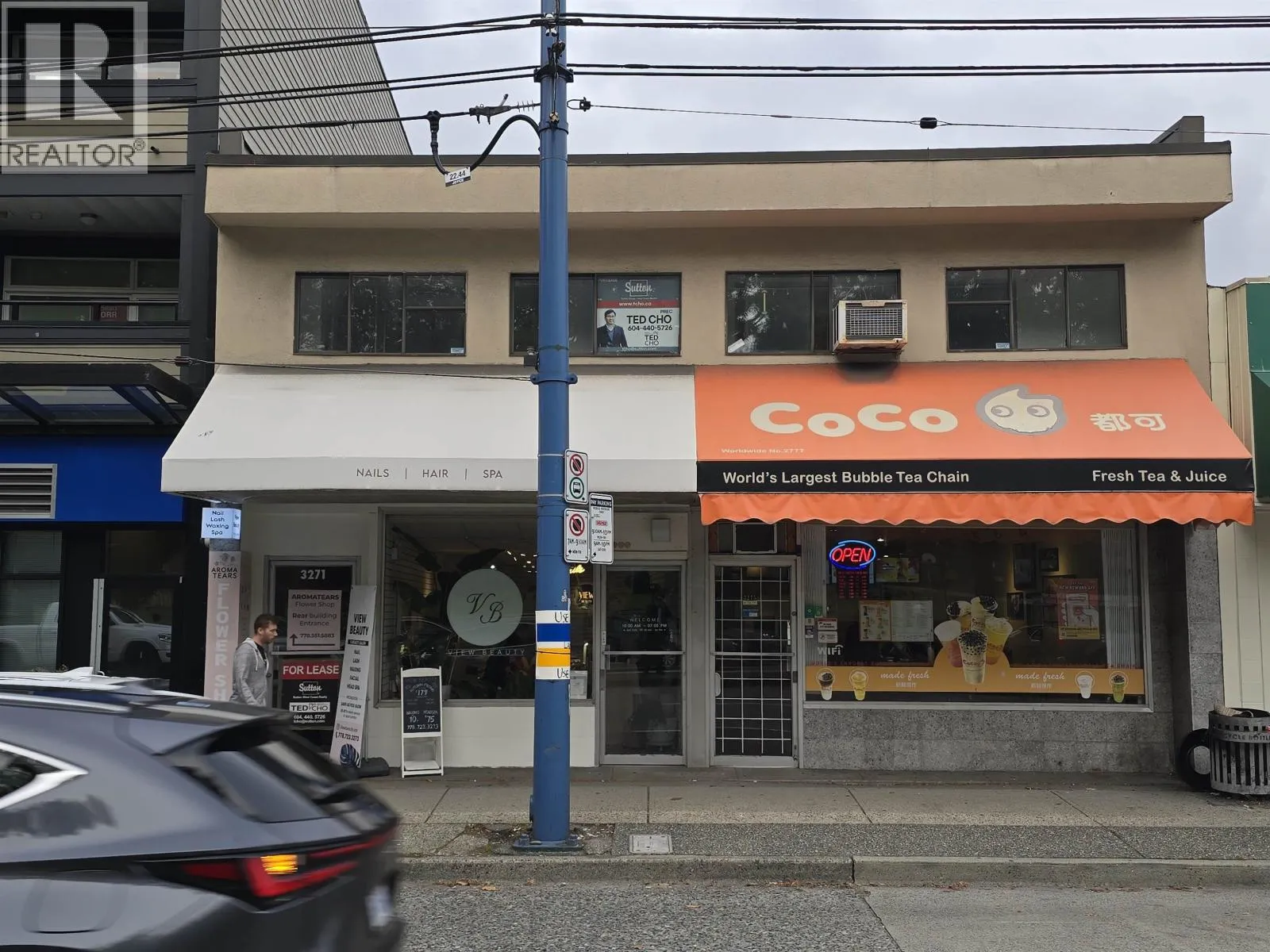 201 3271 Kingsway, Vancouver, British Columbia V5R 5K4