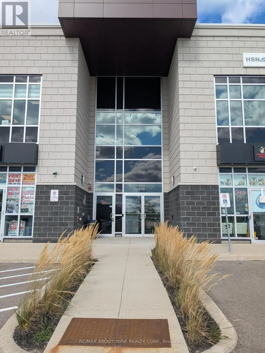 Offices for rent: 201 - 3475 Rebecca Street, Oakville, Ontario L6L 0H3