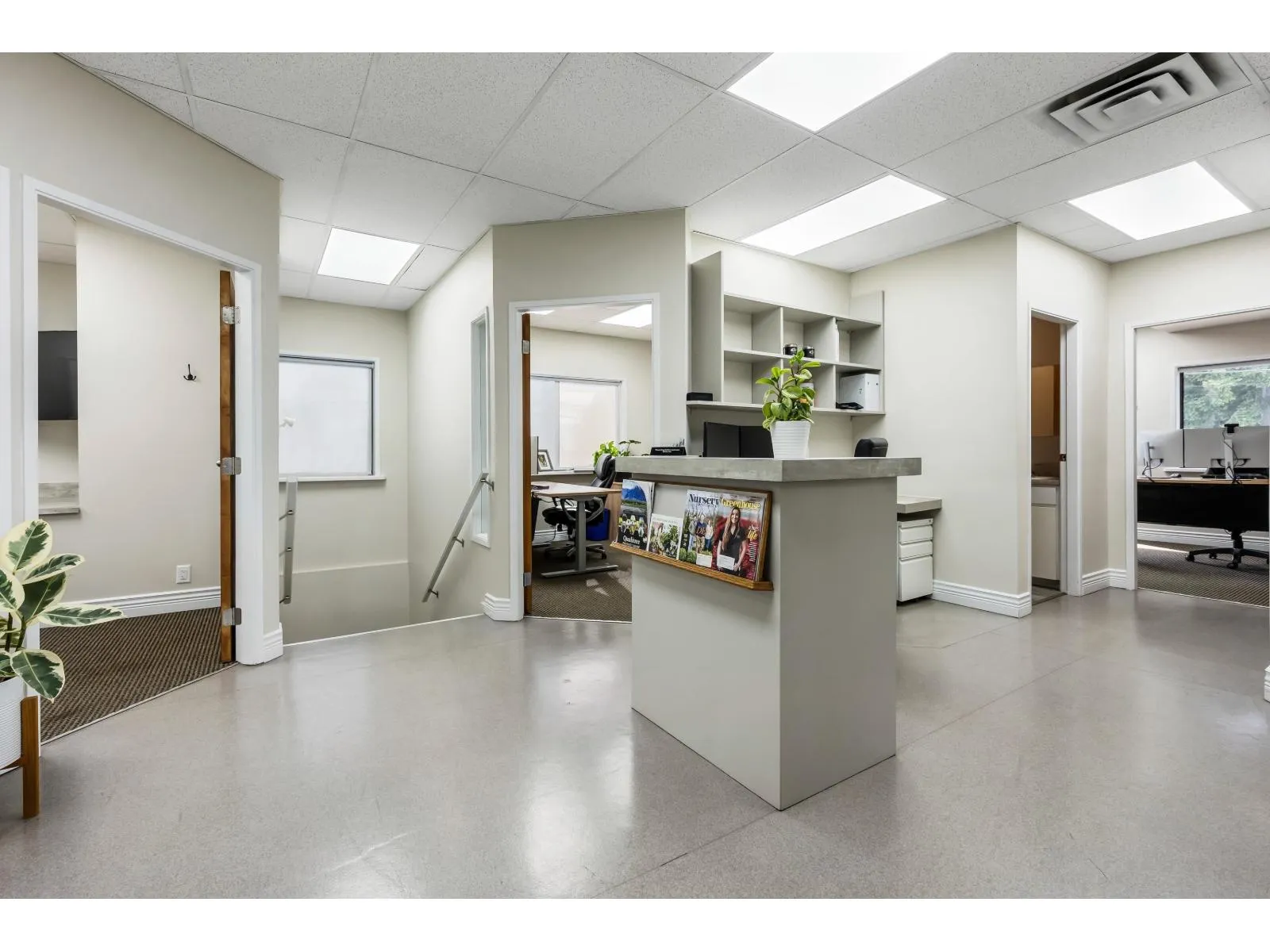 201 48945 Yale Road|east Chilliwack, Chilliwack, British Columbia V4Z 0B2