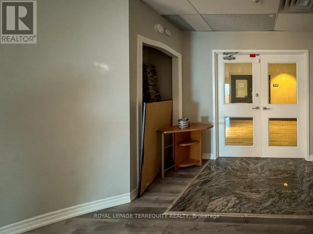 201 - 5402 Main Street, Whitchurch-Stouffville, Ontario L4A 1H3