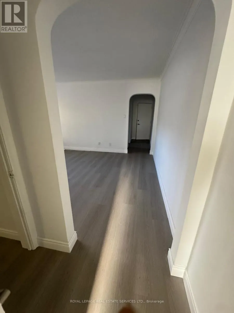 Other for rent: 201 - 55a Long Branch Avenue W, Toronto, Ontario M8W 3J1