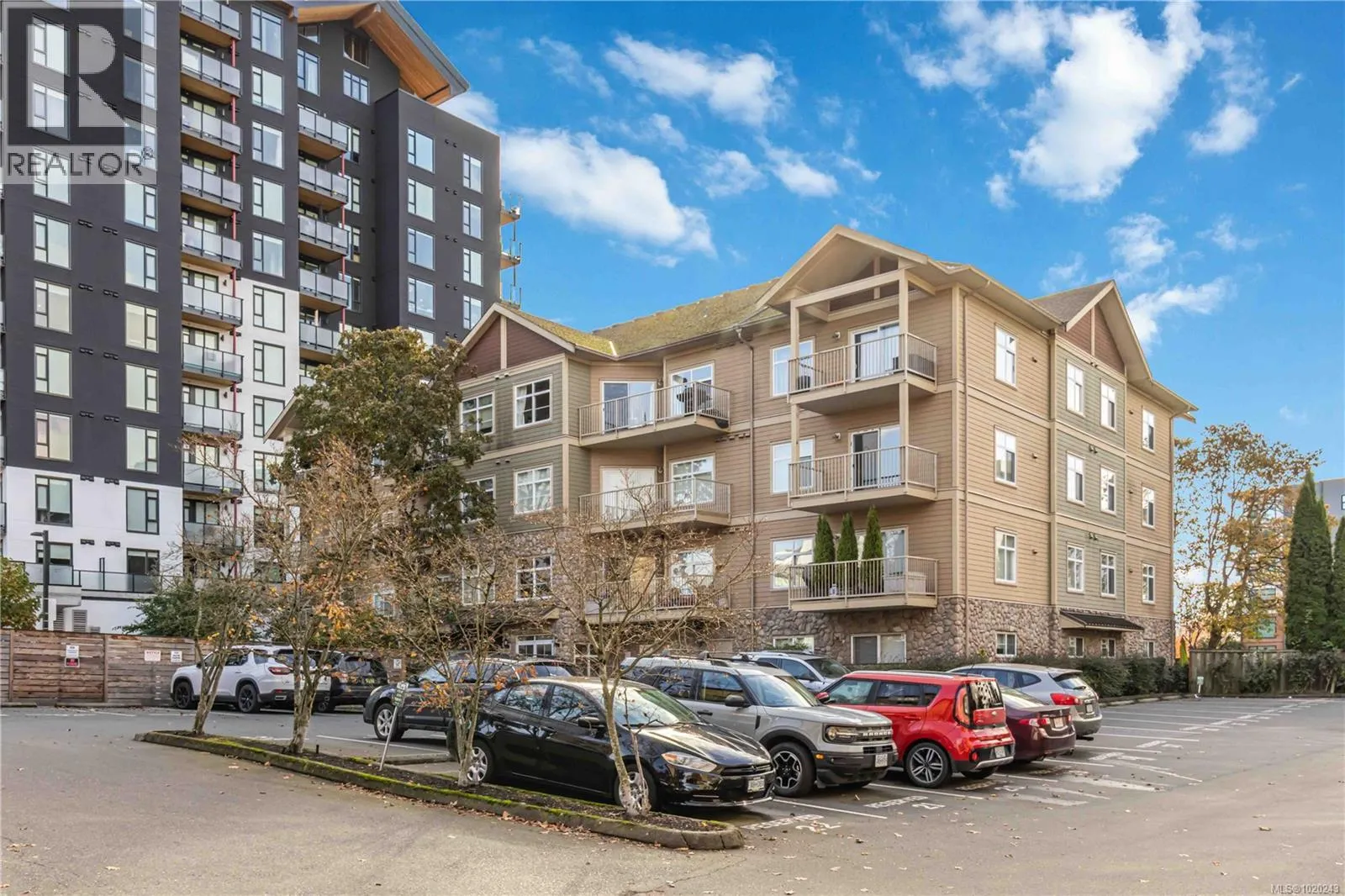 Apartment for rent: 201 821 Goldstream Ave, Langford, British Columbia V9B 2X8