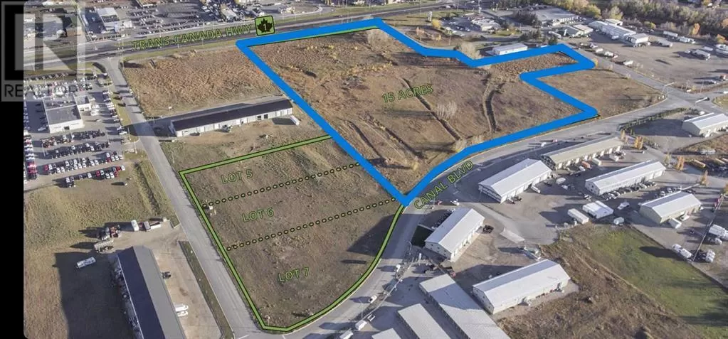 Commercial Mix for rent: 201 Canal Boulevard, Strathmore, Alberta T1P 0C4