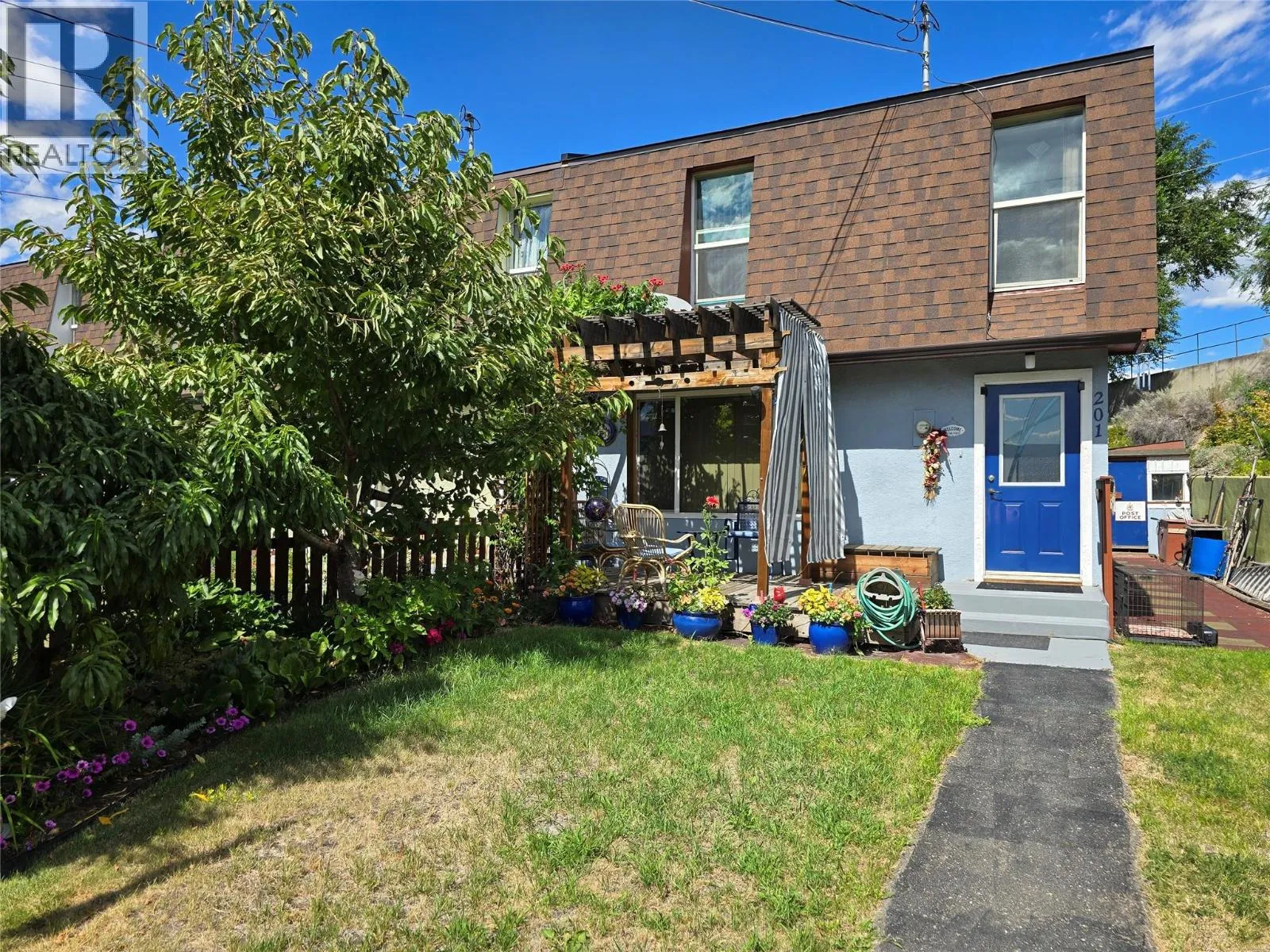 Row / Townhouse for rent: 201 Cornwall Place, Ashcroft, British Columbia V0K 1A0