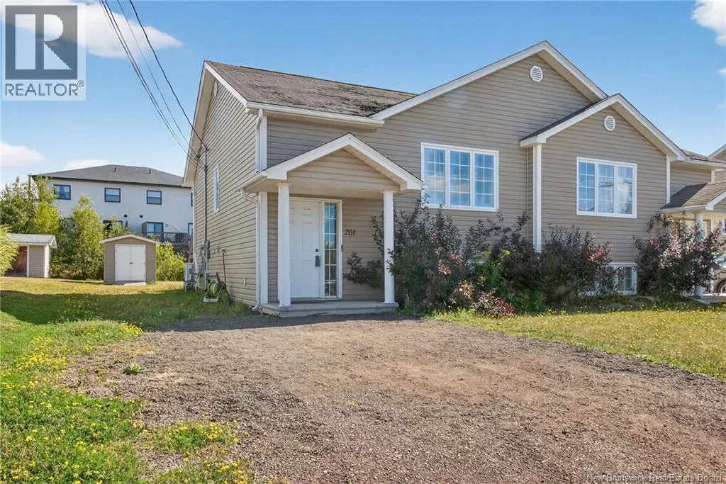 House for rent: 201 Penrose, Moncton, New Brunswick E1E 4W7