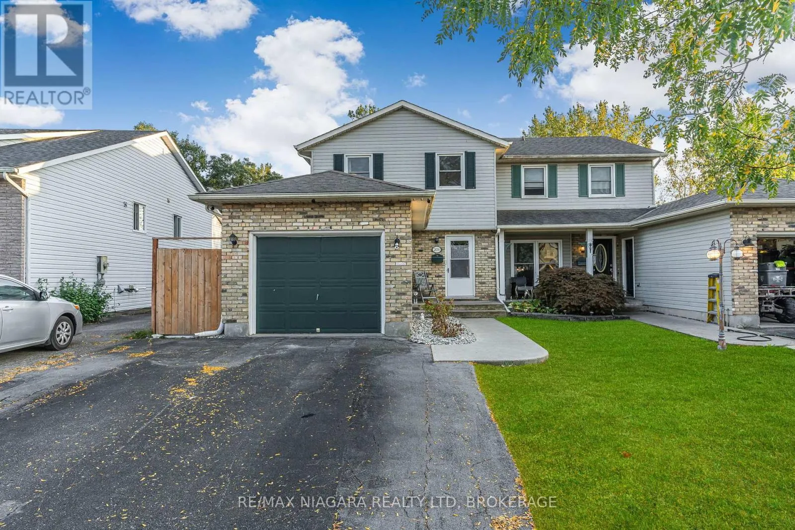 House for rent: 201 Windsor Street, Welland, Ontario L3C 7E3