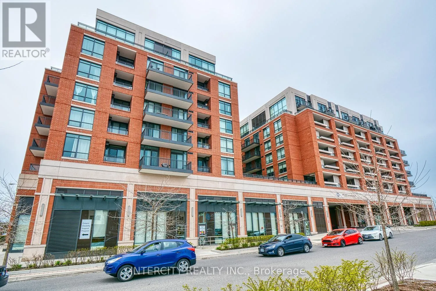 Apartment for rent: 2014 - 800 Lawrence Avenue W, Toronto, Ontario M6A 1C3