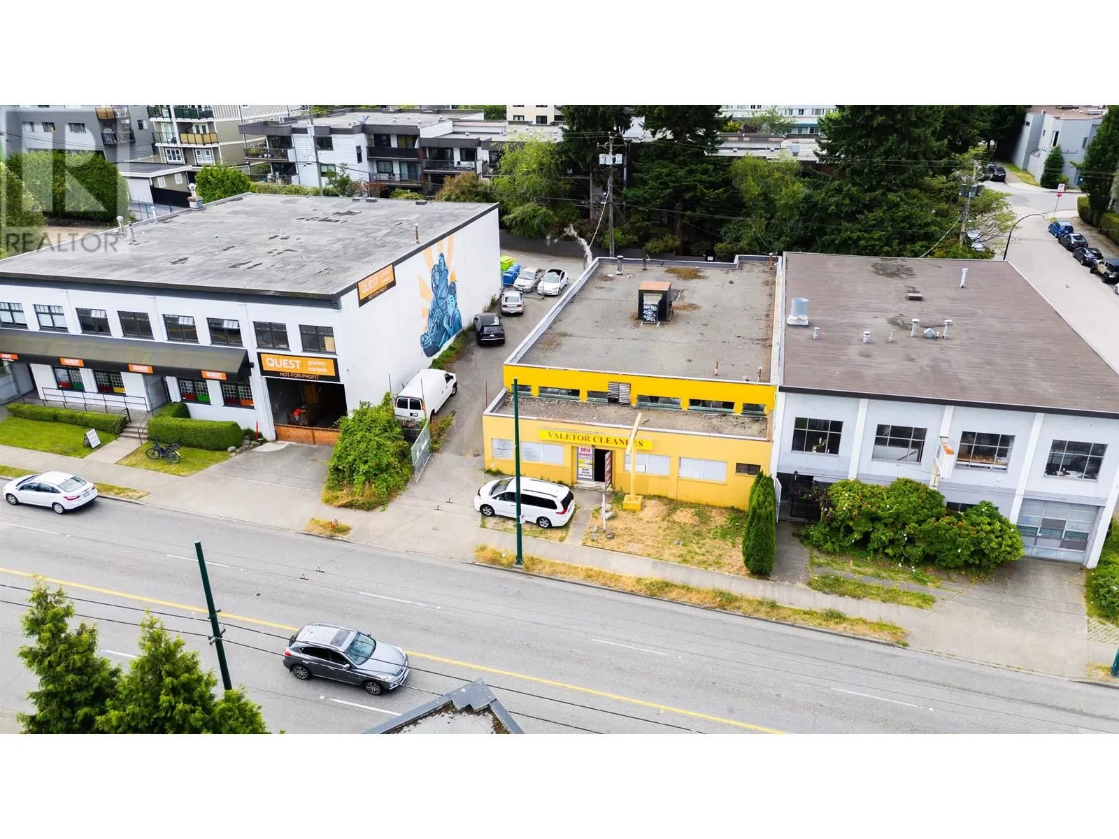 2014 Dundas Street, Vancouver, British Columbia V5L 1J4