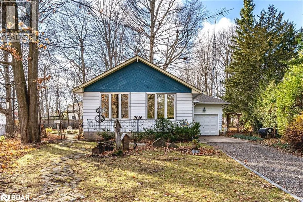 House for rent: 2016 Kate Avenue, Innisfil, Ontario L9S 1Y2