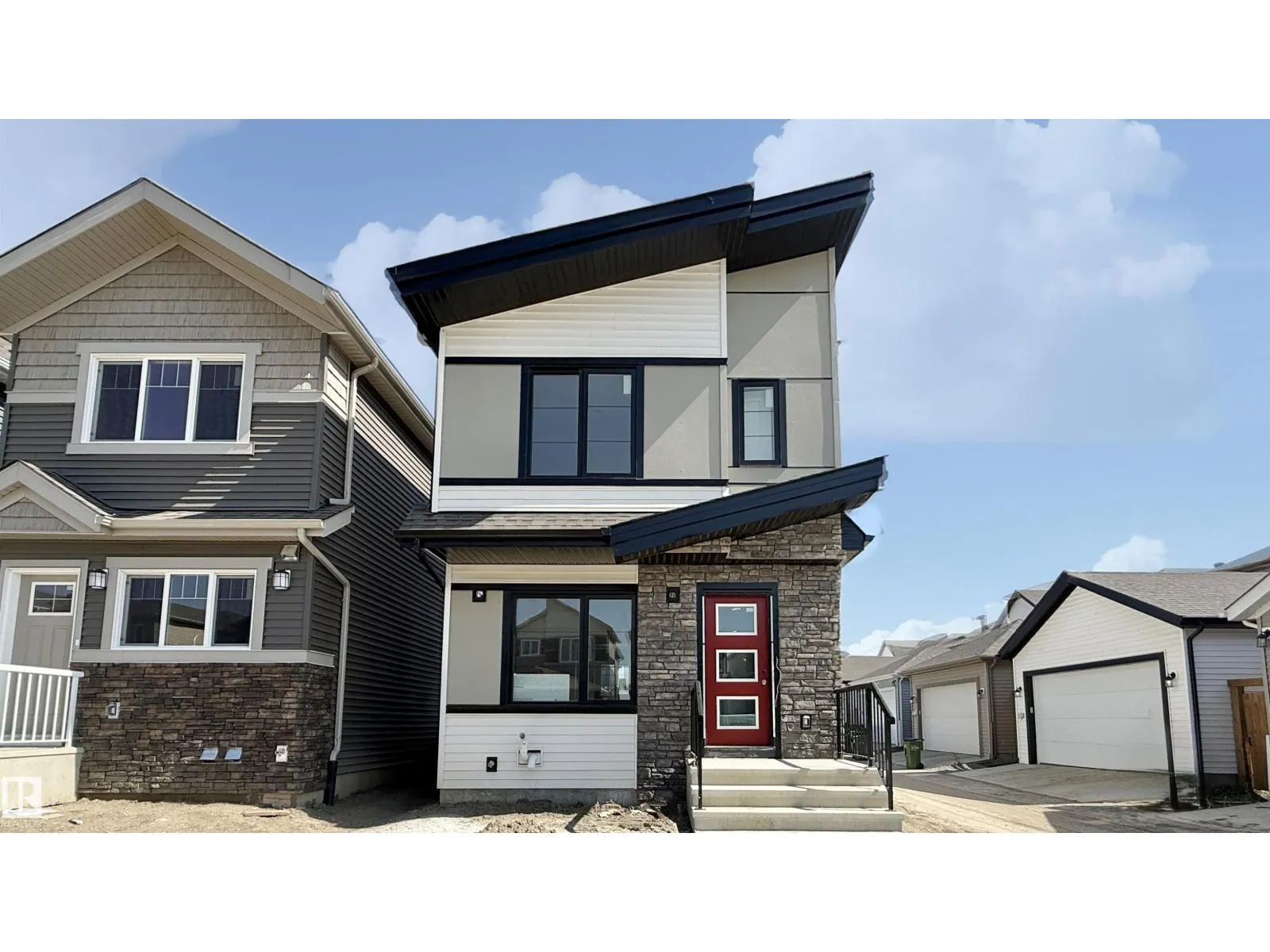 House for rent: 2019 210 St Nw, Edmonton, Alberta T6M 3H6