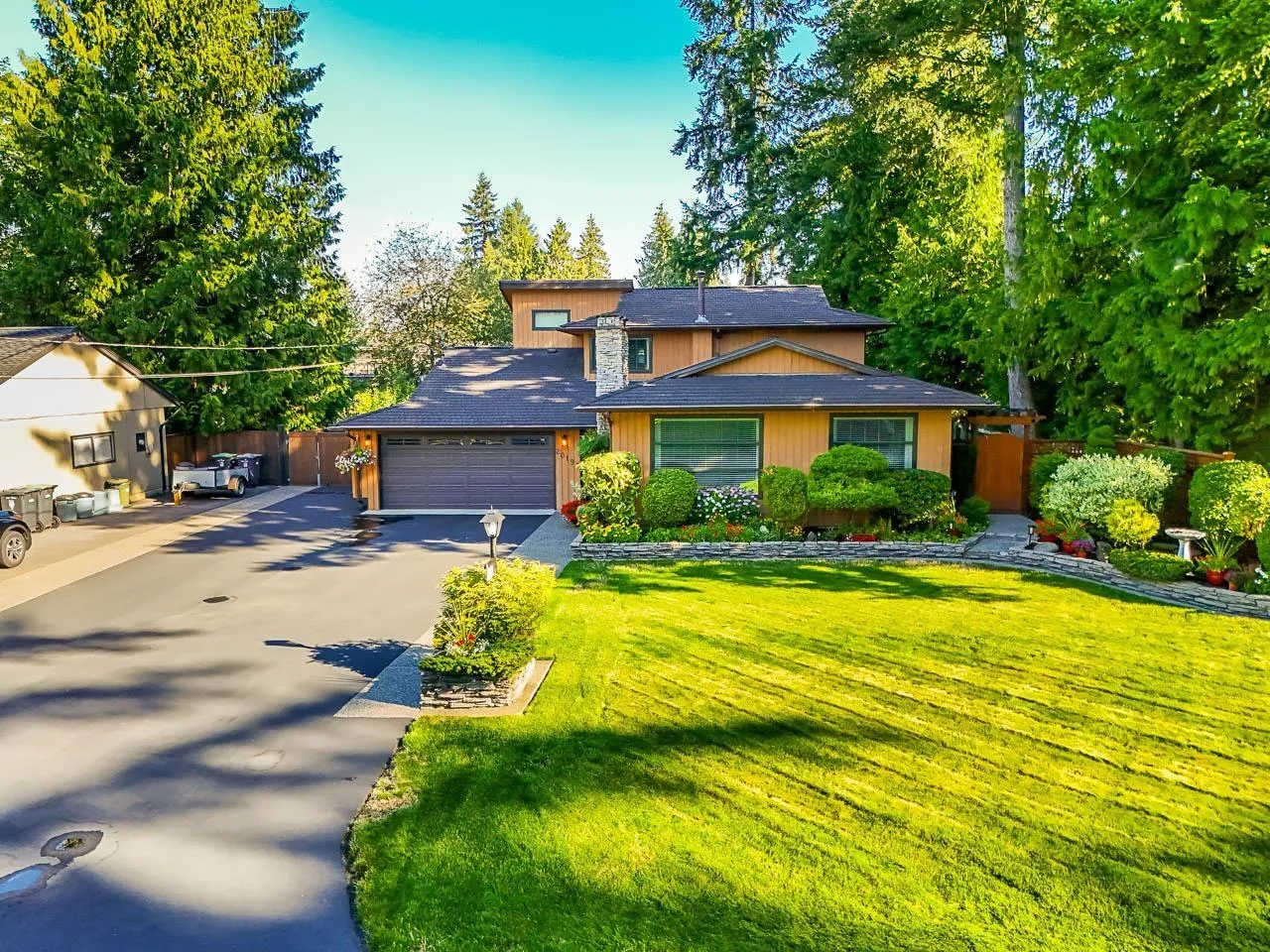 House for rent: 20193 43a Avenue, Langley, British Columbia V3A 4V4