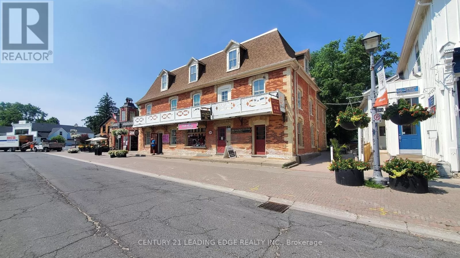 Offices for rent: 202 - 178 Main St. Unionville Street, Markham, Ontario L3R 2G9