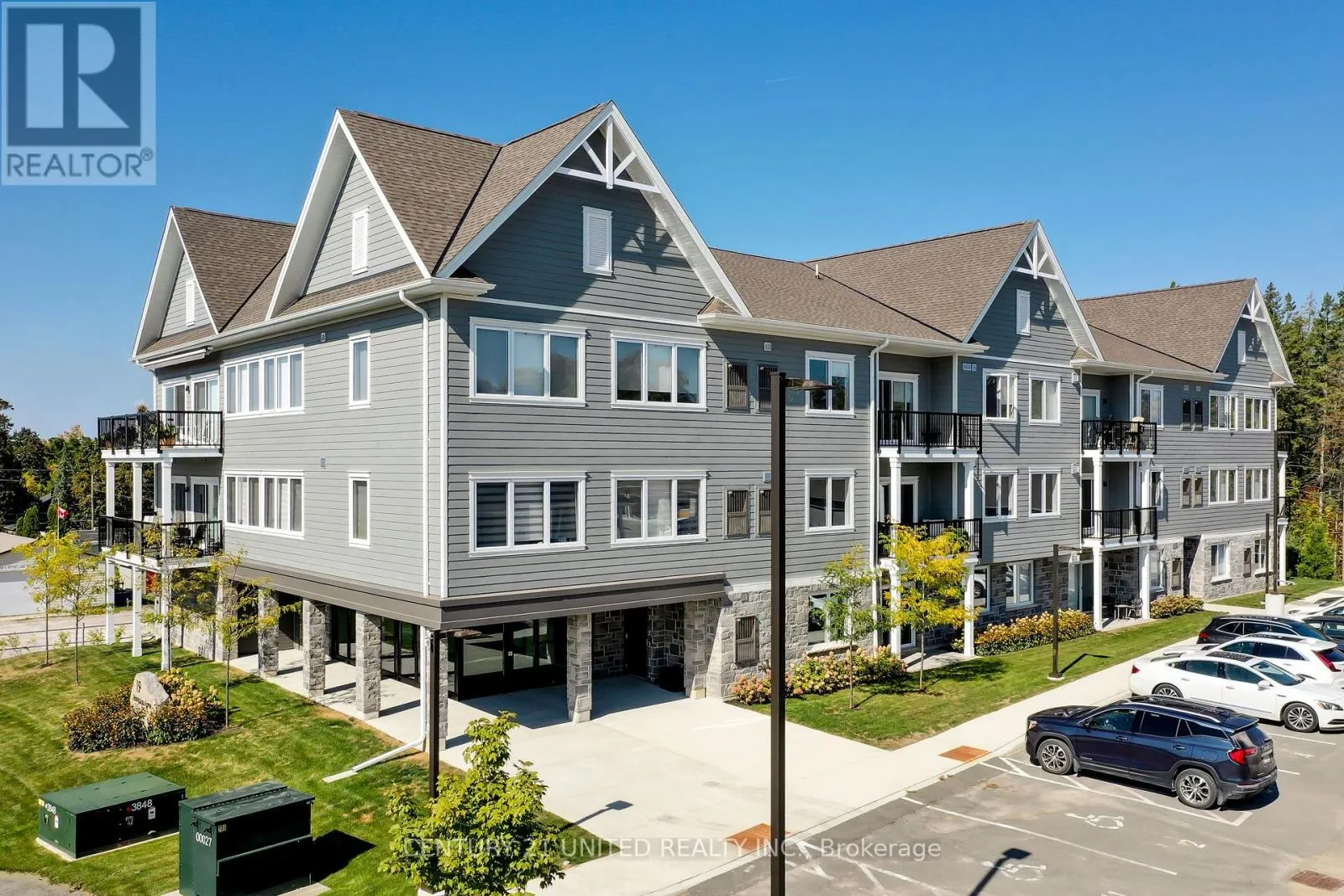 Apartment for rent: 202 - 19 Hampton Lane, Selwyn, Ontario K0L 2H0