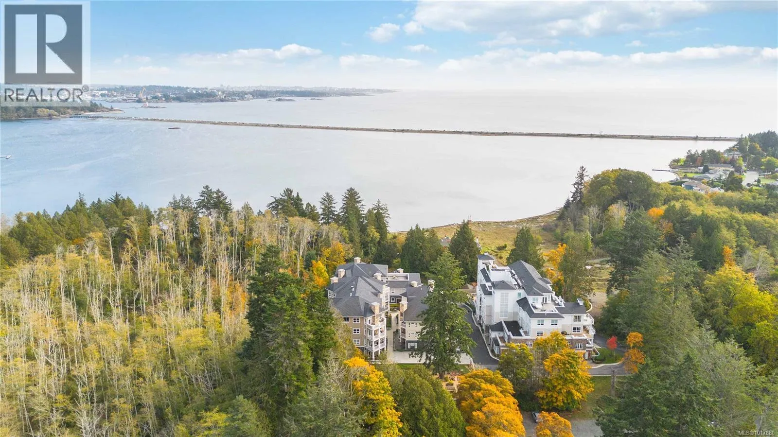 Apartment for rent: 202 3111a Havenwood Lane, Colwood, British Columbia V9C 0M7