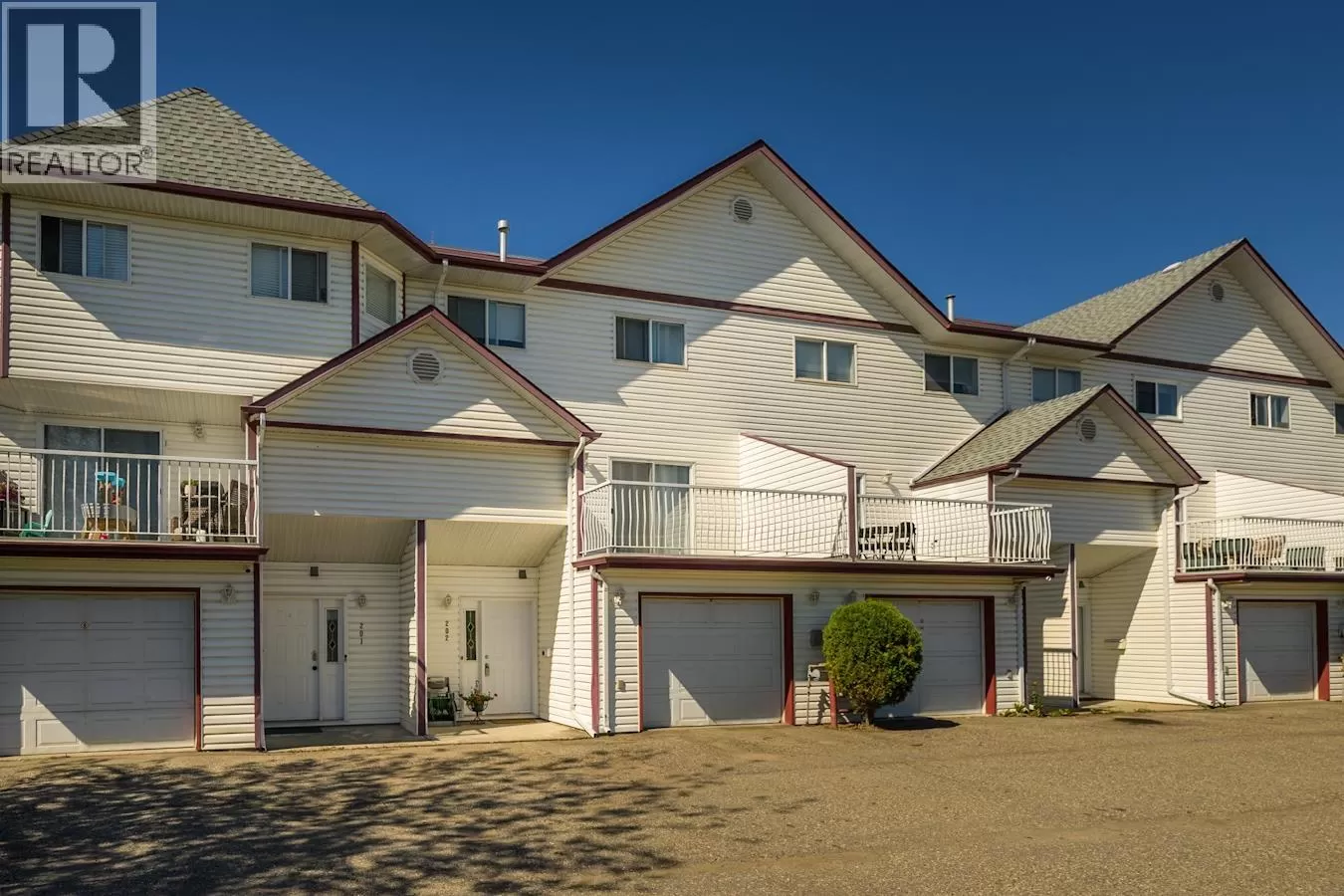 Row / Townhouse for rent: 202 3363 Westwood Drive, Prince George, British Columbia V2N 1S4