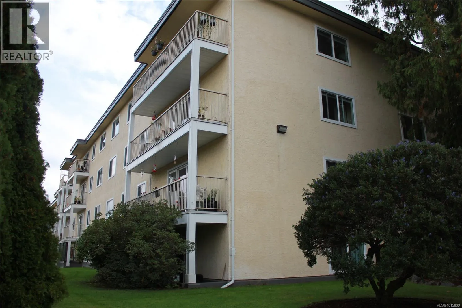 Apartment for rent: 202 380 Brae Rd, Duncan, British Columbia V9L 3T8