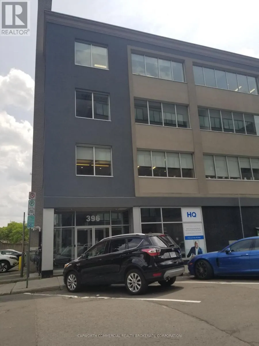Offices for rent: 202 - 396 Cooper Street, Ottawa, Ontario K2P 2H7