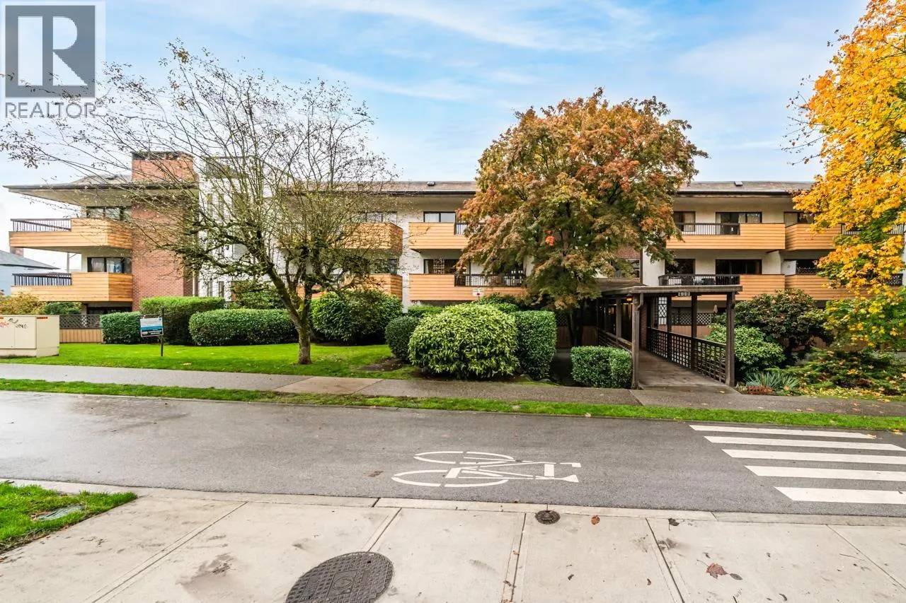 Apartment for rent: 202 410 Agnes Street, New Westminster, British Columbia V3L 1G1