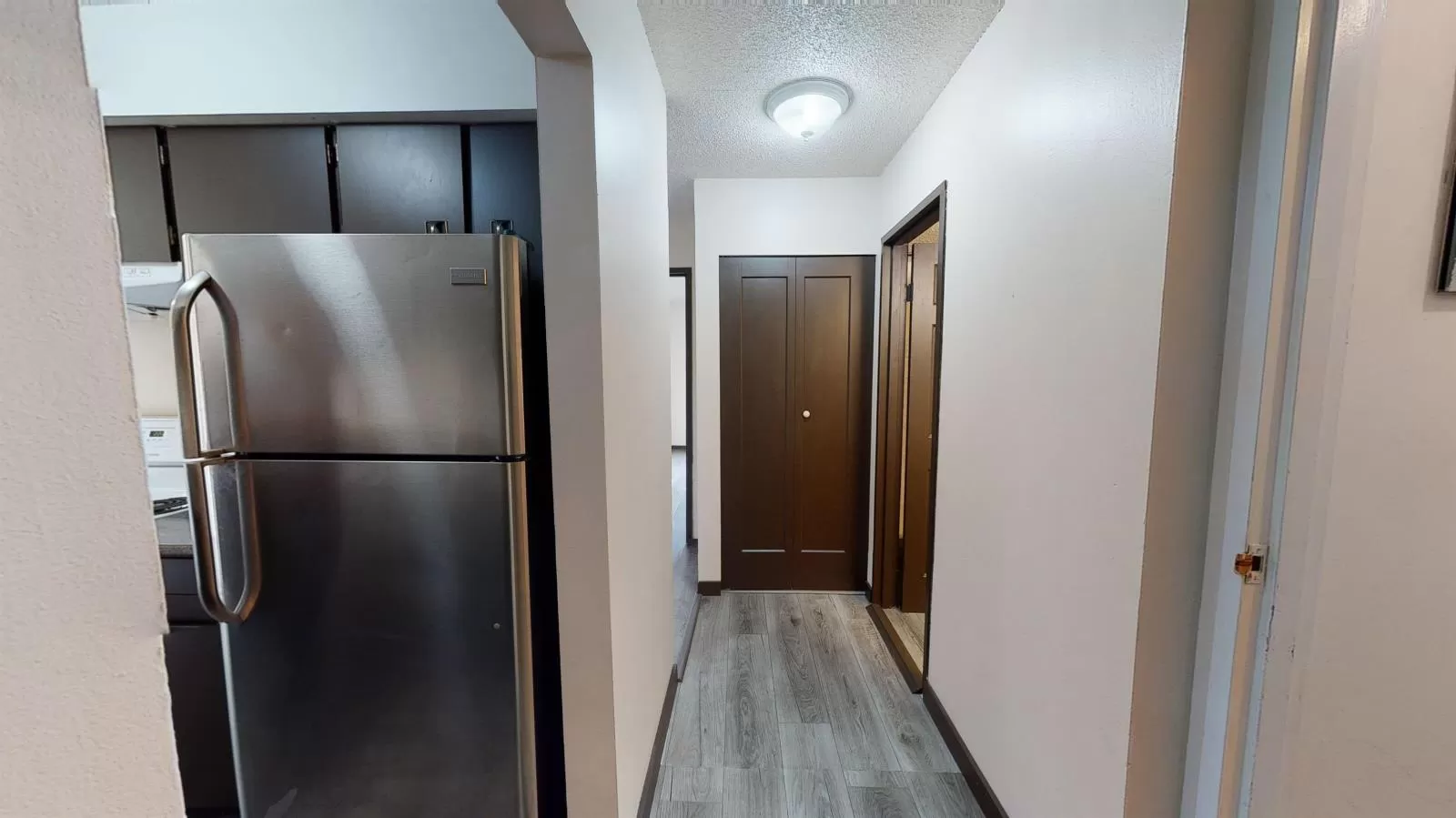 Apartment for rent: 202 45598 Mcintosh Drive|chilliwack Proper South, Chilliwack, British Columbia V2P 7J3