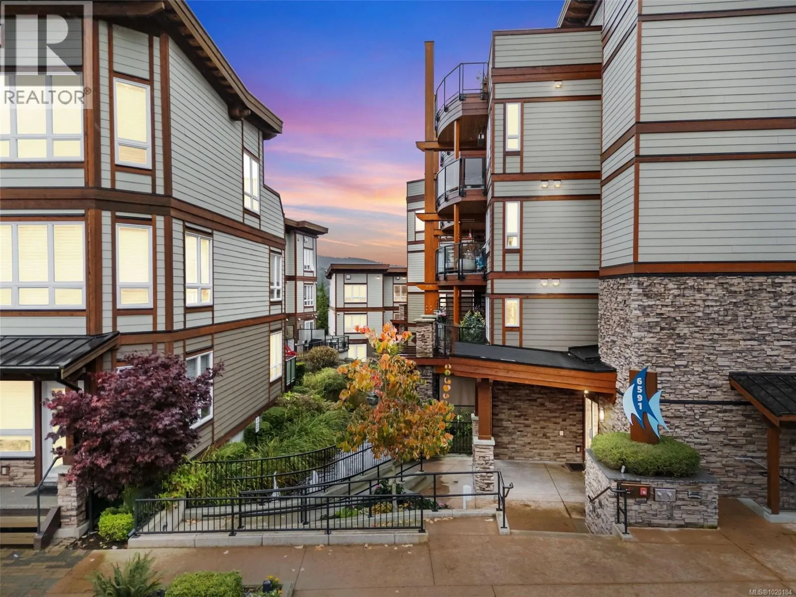 Apartment for rent: 202 6591 Lincroft Rd, Sooke, British Columbia V9Z 1M2