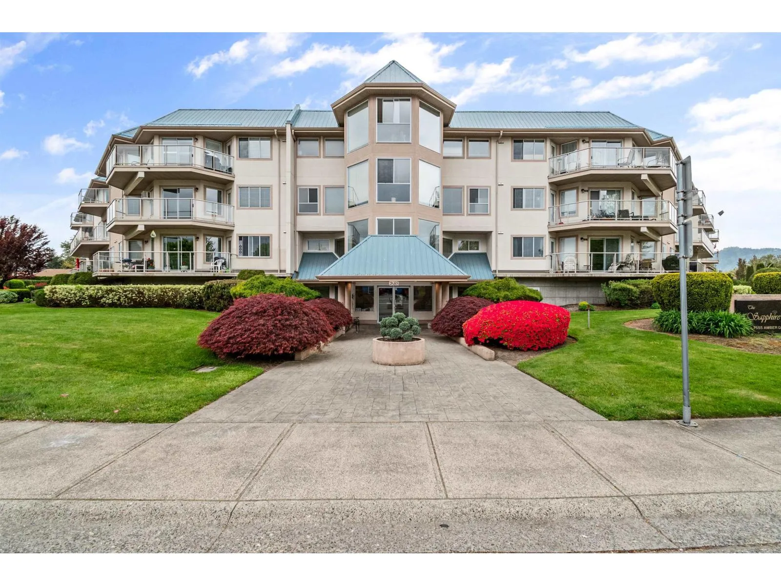 Apartment for rent: 202 7685 Amber Drive|sardis West Vedder, Chilliwack, British Columbia V2R 3P3