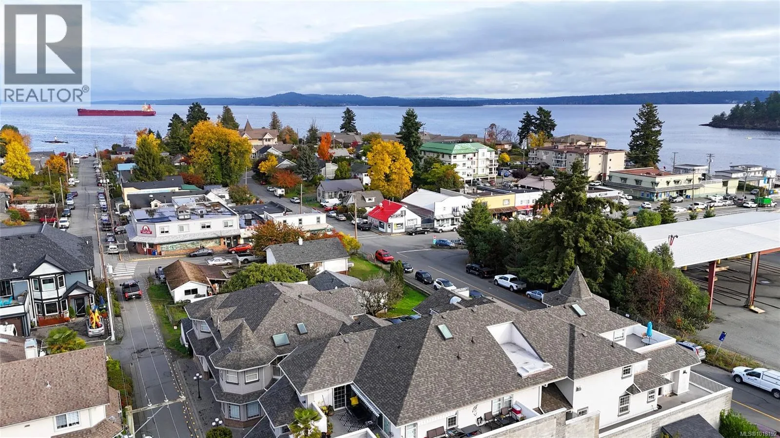 Apartment for rent: 202 9844 Croft St, Chemainus, British Columbia V0R 1K0