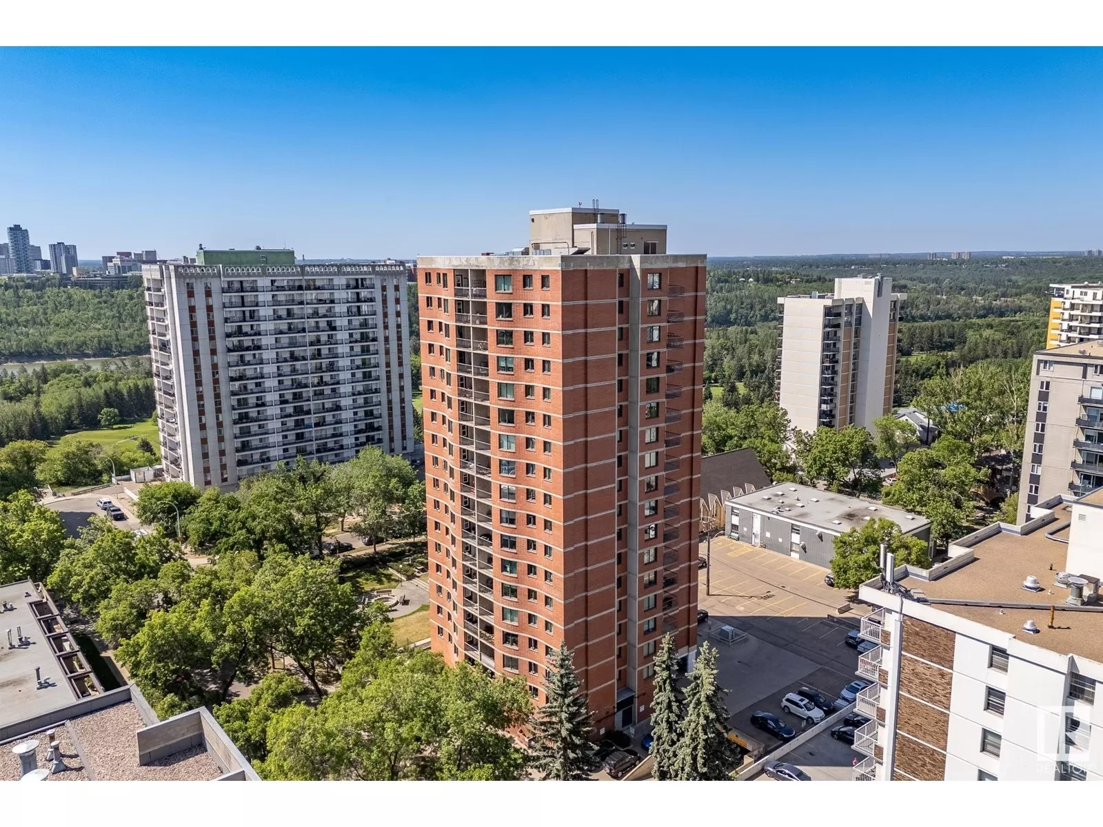 Apartment for rent: #202 9916 113 St Nw, Edmonton, Alberta T5K 2N3