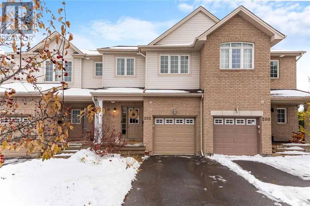 Row / Townhouse for rent: 202 Arrita Street, Ottawa, Ontario K2S 0J7