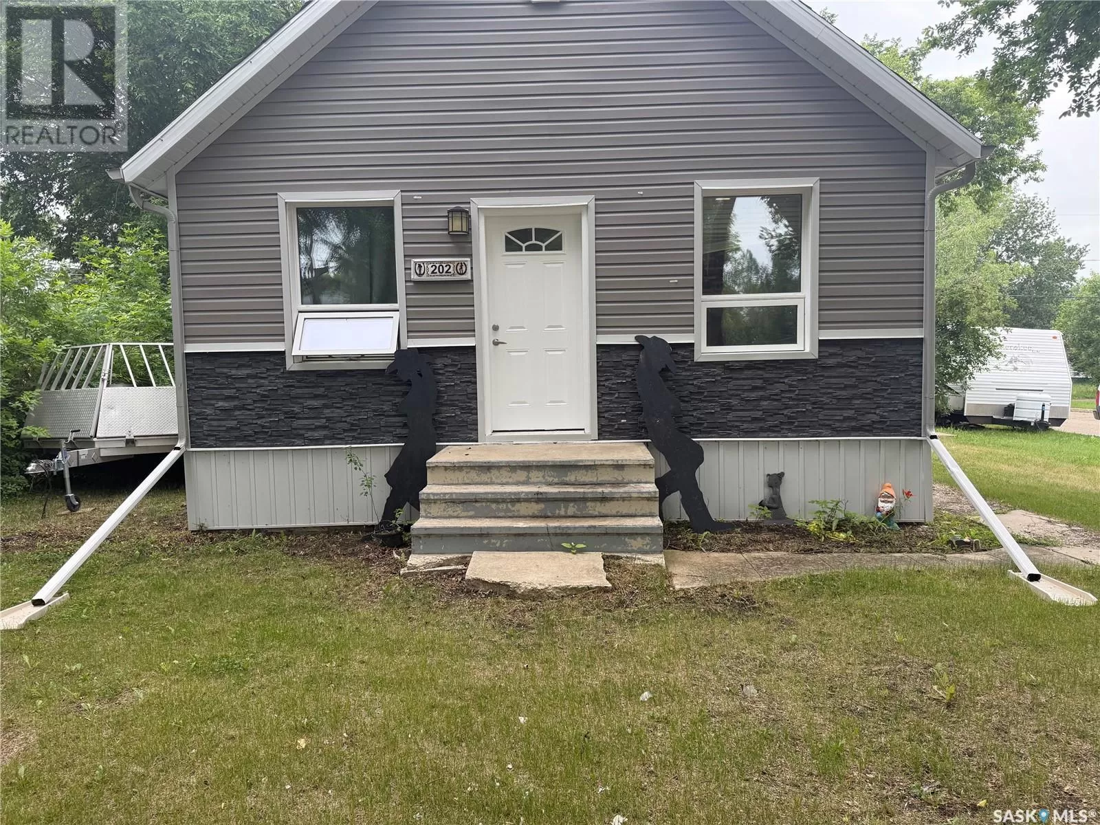 House for rent: 202 Maxwell Street, Kamsack, Saskatchewan S0A 1S0