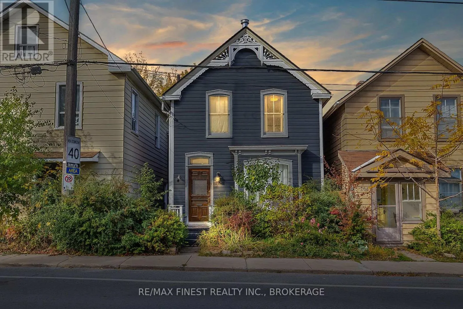 House for rent: 202 Montreal Street, Kingston, Ontario K7K 3G4