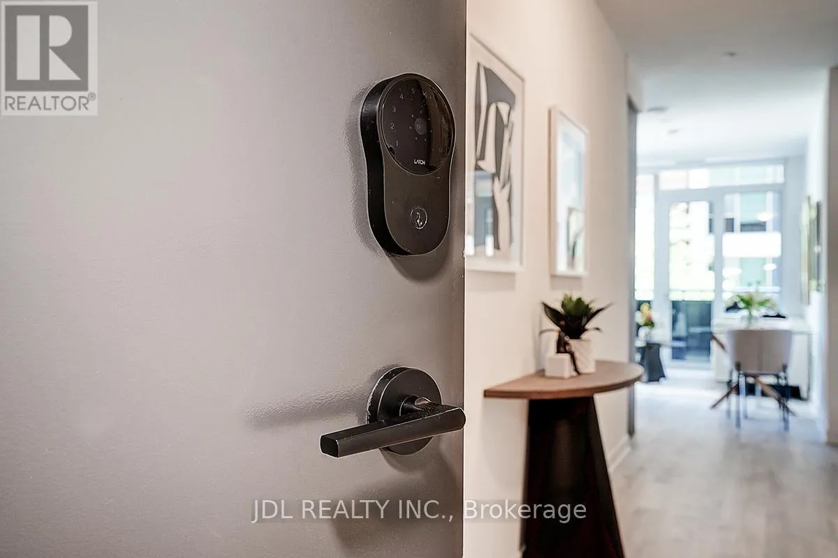 Apartment for rent: 202 Se - 60 Princess Street, Toronto, Ontario M5A 2C7