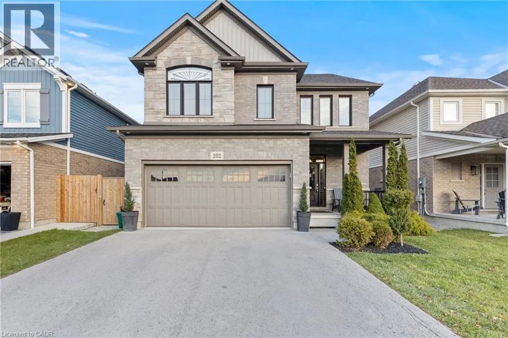 House for rent: 202 South Pelham Road, Welland, Ontario L3C 0E7