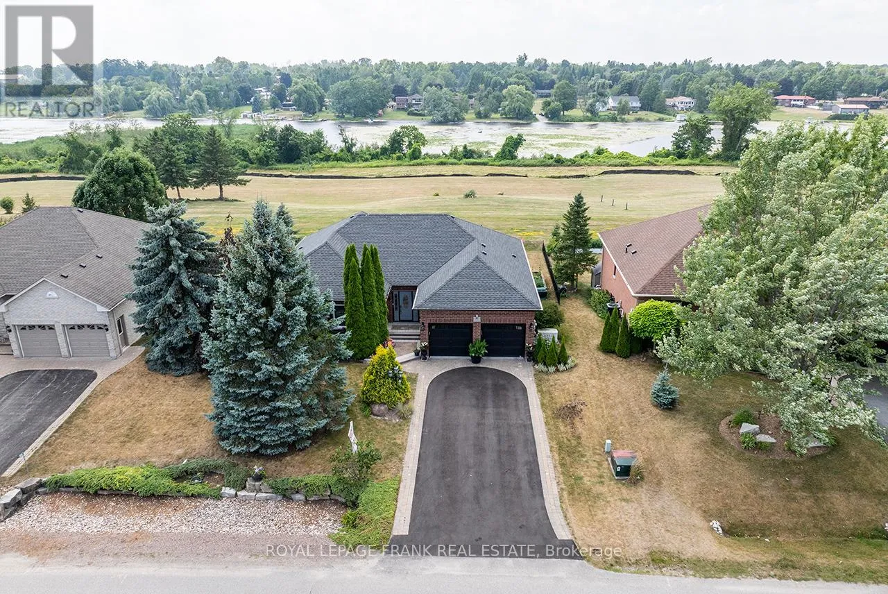 House for rent: 202 Southcrest Drive, Kawartha Lakes, Ontario L0C 1G0