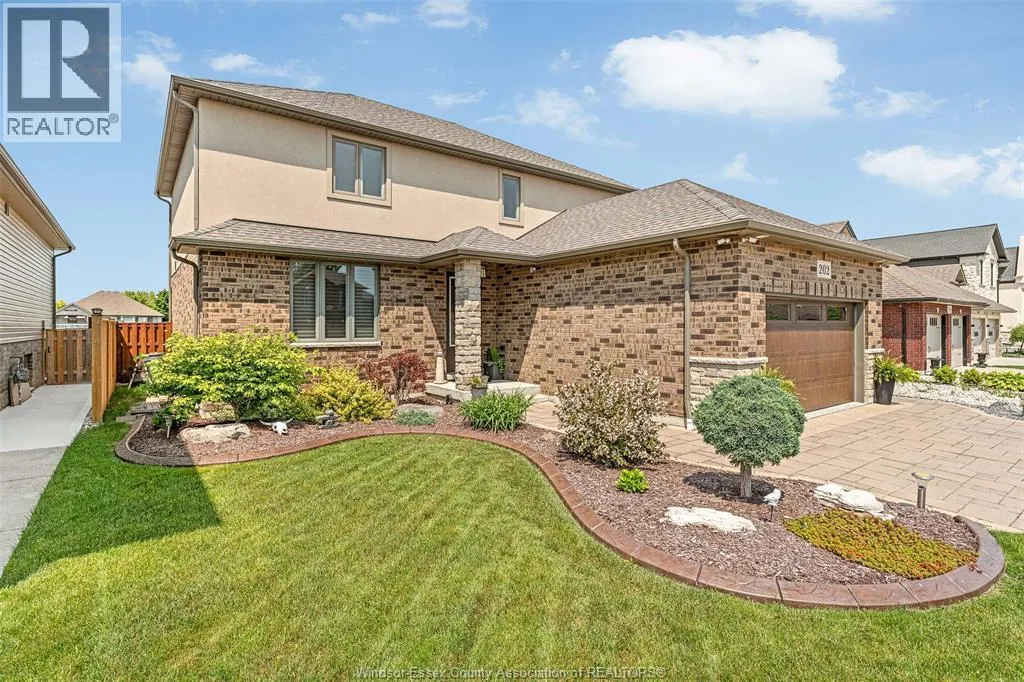 House for rent: 202 Summer Street, Lakeshore, Ontario N8L 0G6