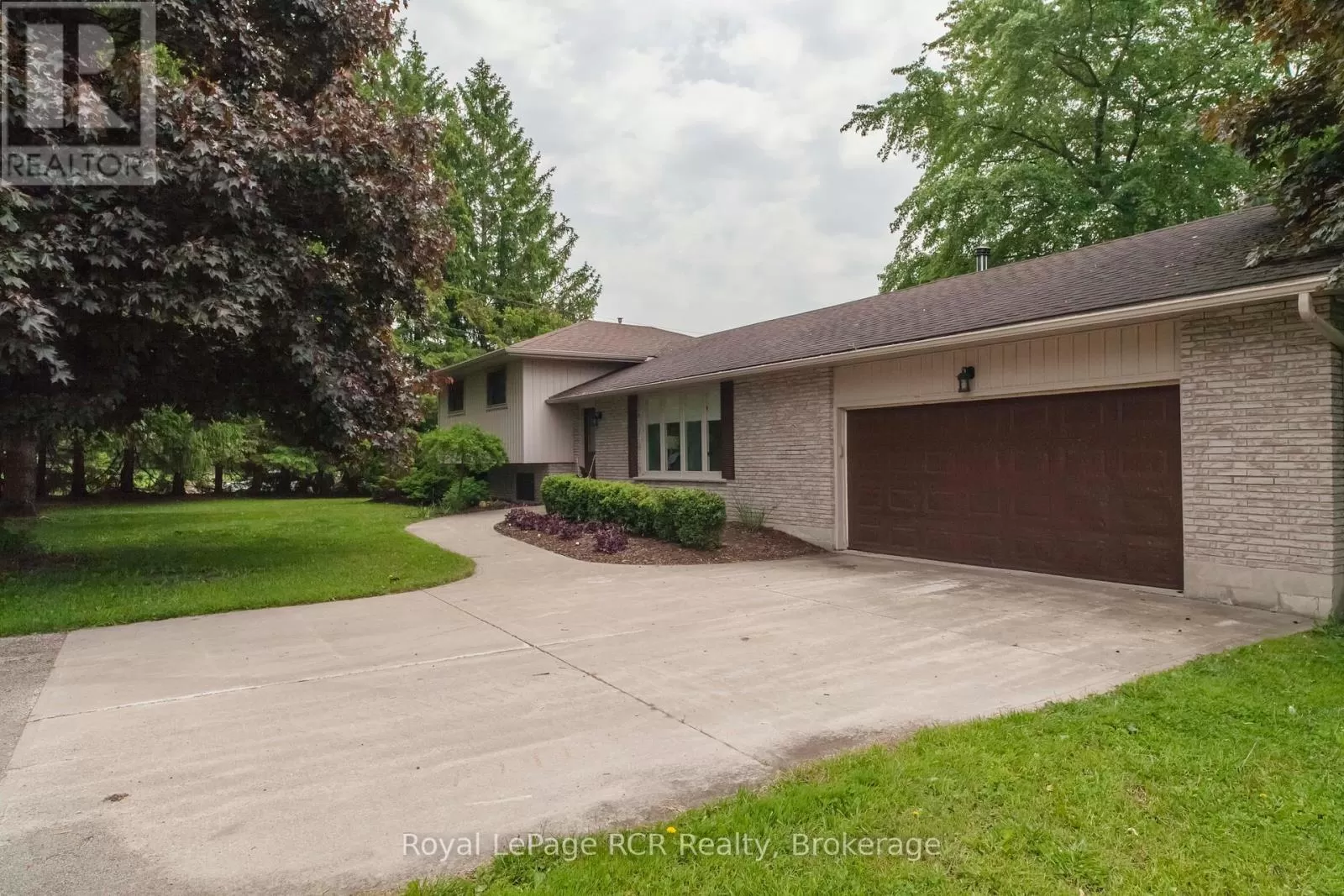 202122 21 Highway, Georgian Bluffs, Ontario N4K 5N7