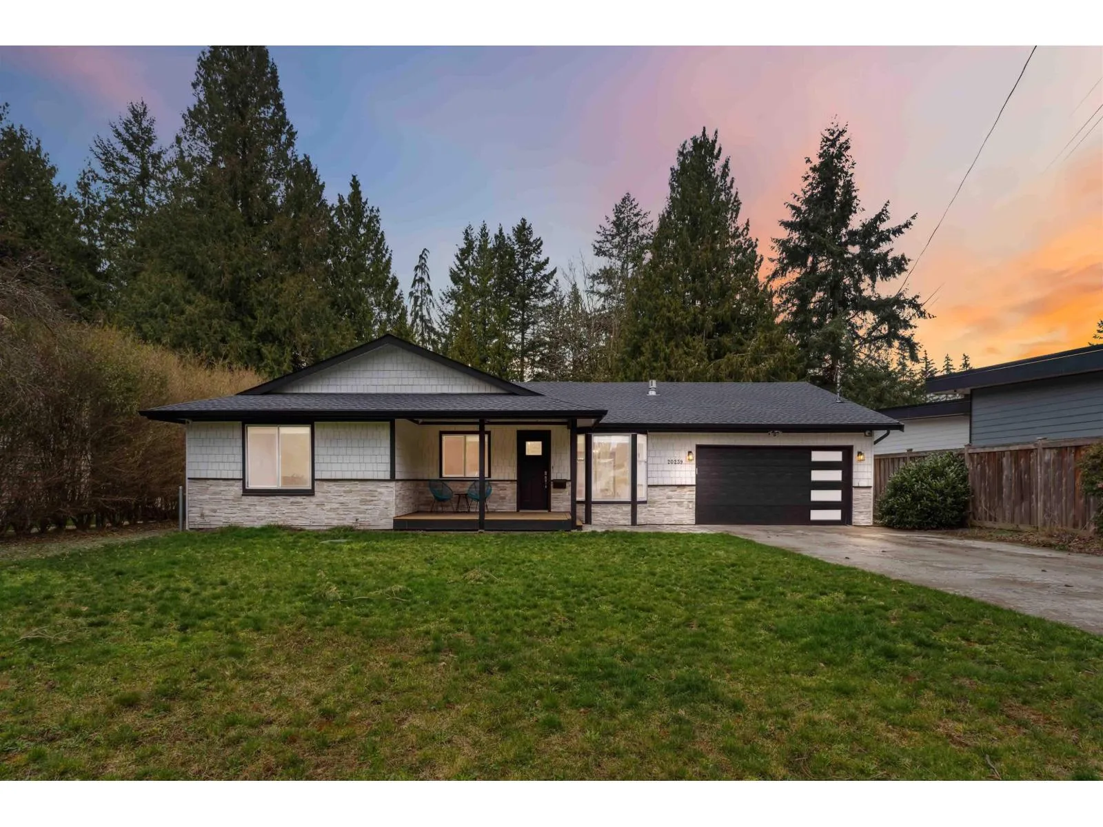 House for rent: 20239 41 Avenue, Langley, British Columbia V3A 2Z3