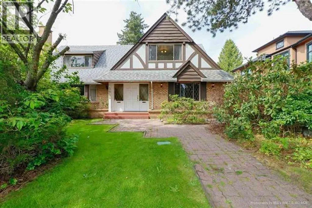 House for rent: 2025 W 29th, Vancouver, British Columbia V6J 2C9