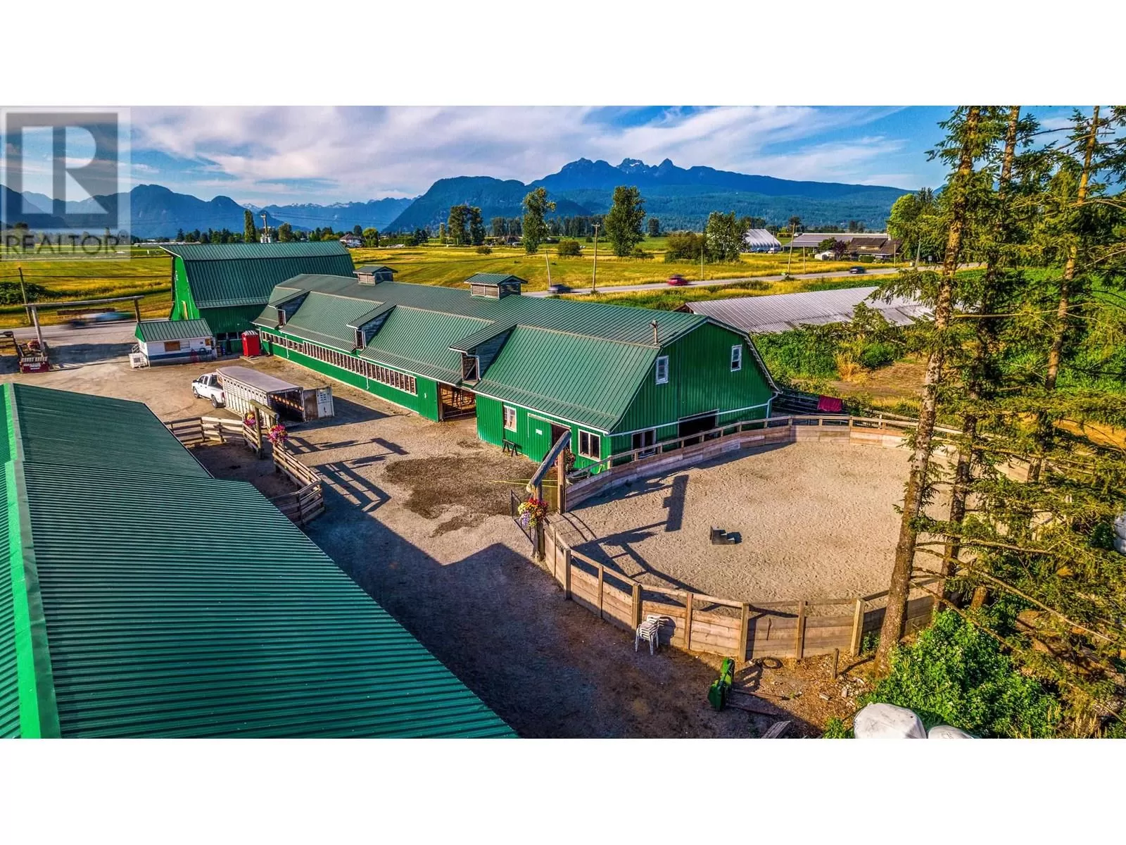 House for rent: 20254 Old Dewdney Trunk Road, Pitt Meadows, British Columbia V3Y 1Z1