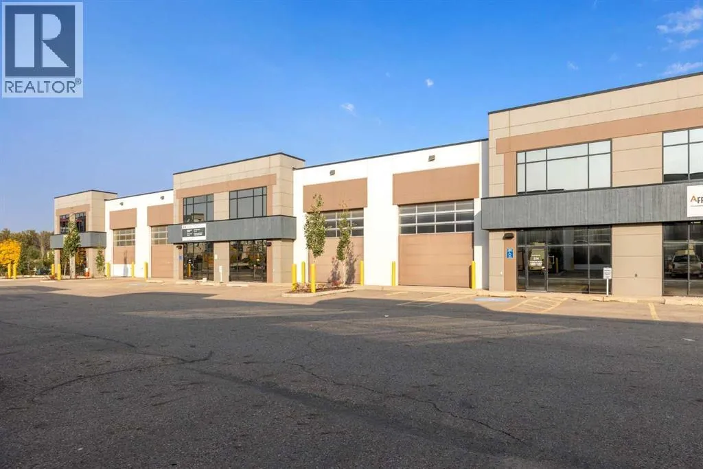 203 & 204, 405 Taiganova Crescent, Fort McMurray, Alberta T9K 0T4