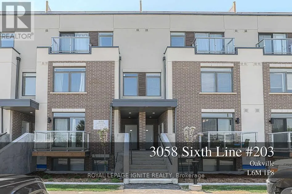 Row / Townhouse for rent: 203 - 3058 Sixth Line, Oakville, Ontario L6M 1P8