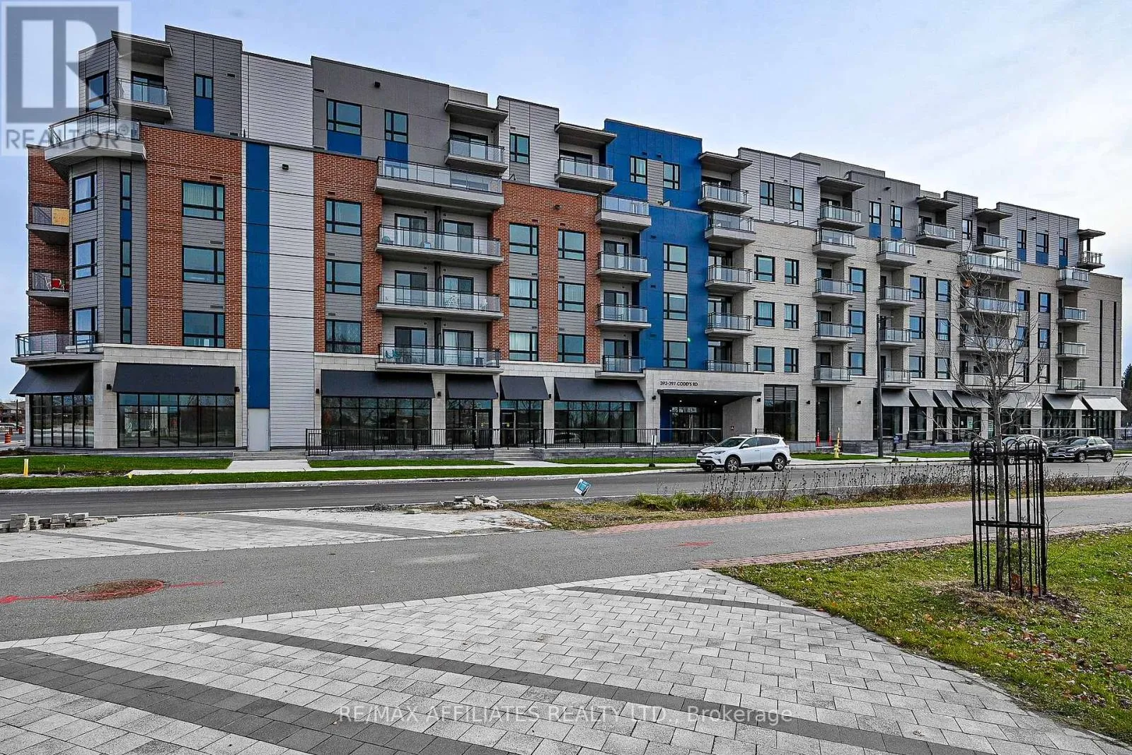 Apartment for rent: 203 - 397 Codds Road, Ottawa, Ontario K1K 2G8