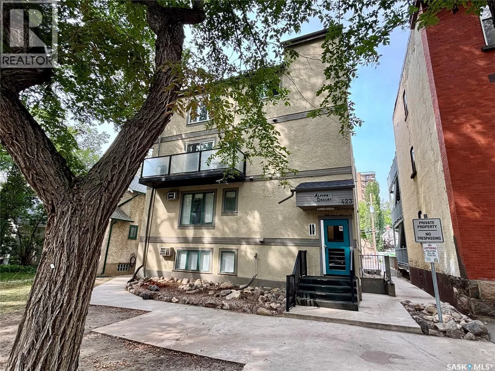 Apartment for rent: 203 423 4th Avenue N, Saskatoon, Saskatchewan S7K 2M4