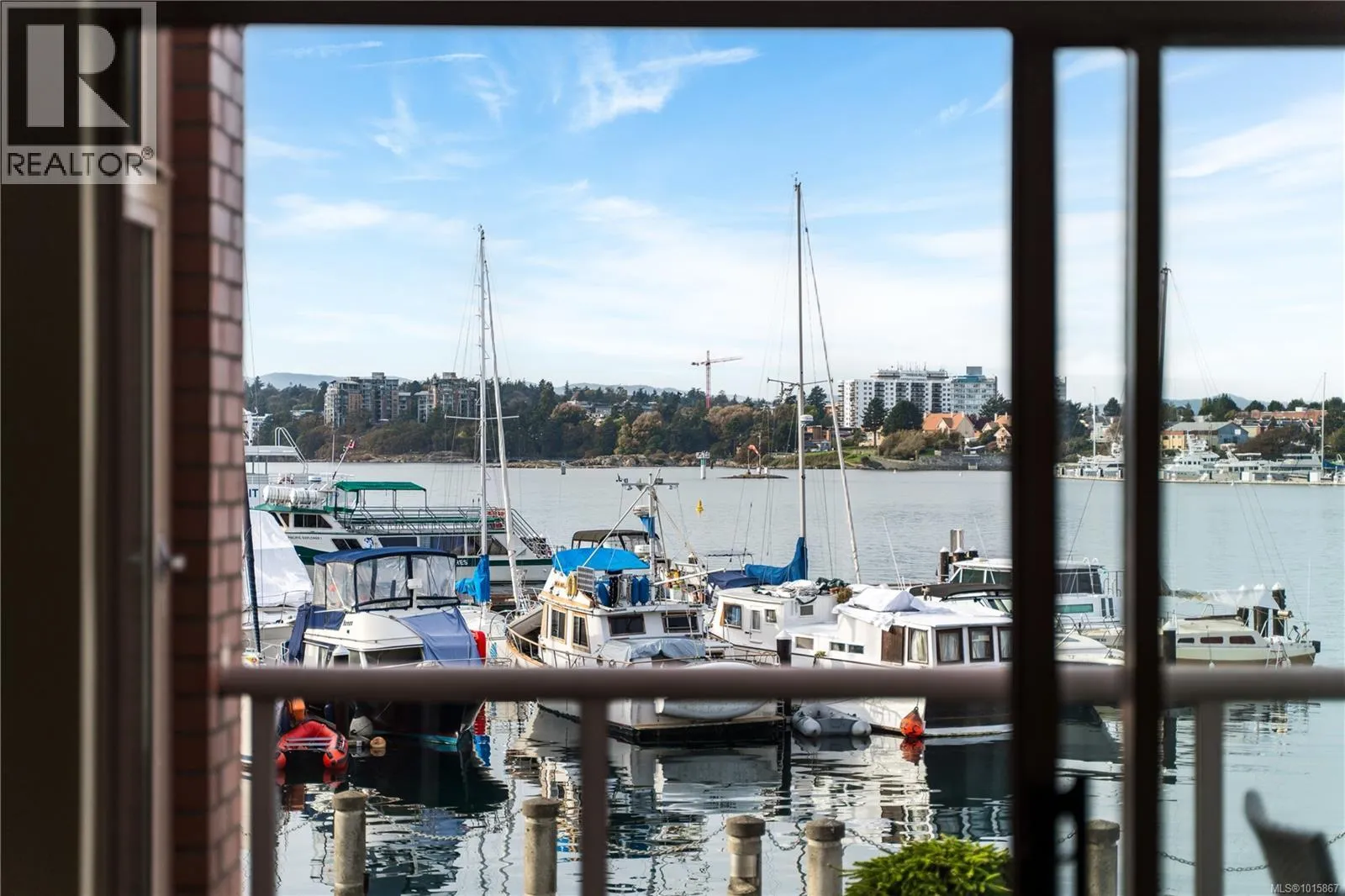 Apartment for rent: 203 636 Montreal St, Victoria, British Columbia V8V 4Y1