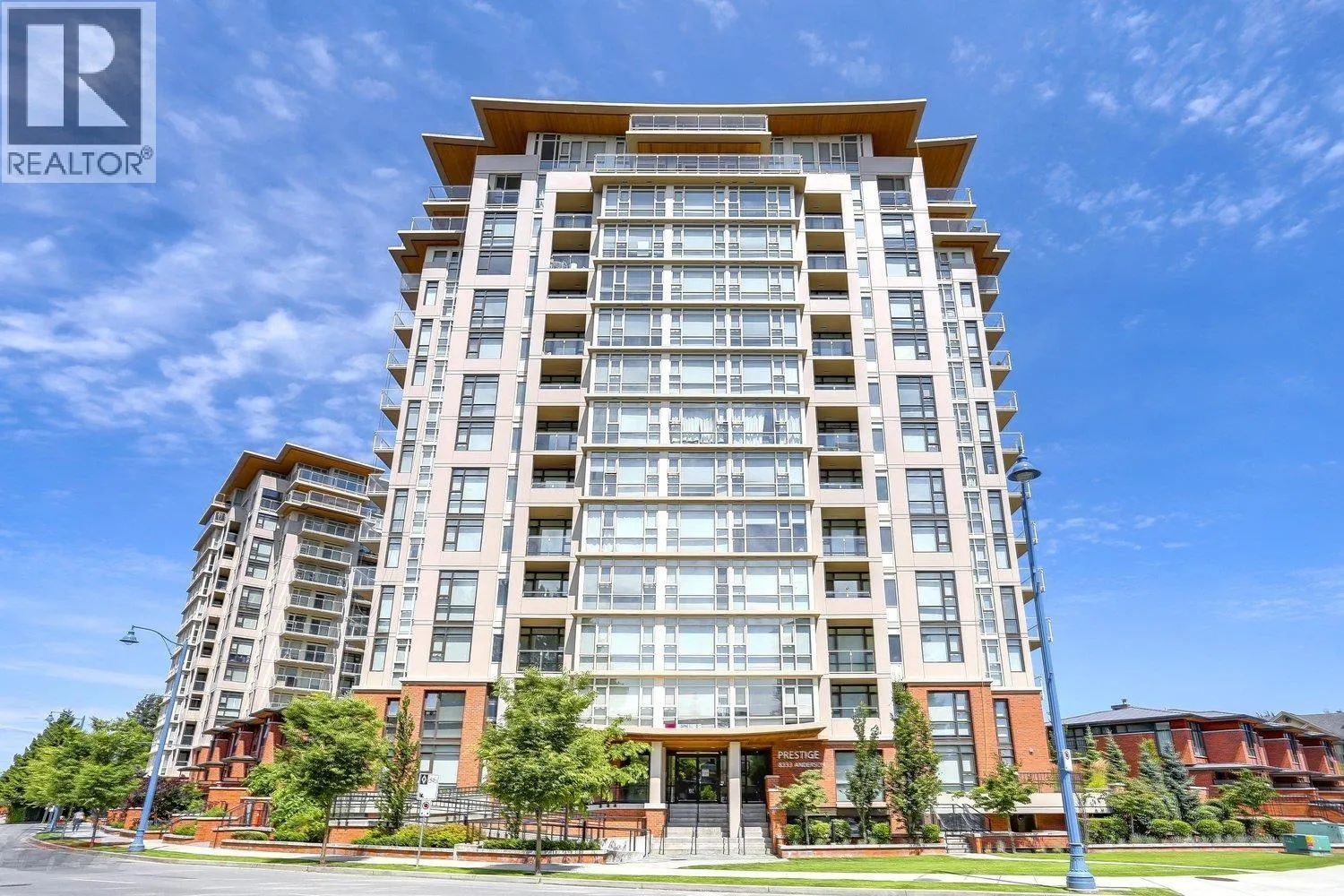 Apartment for rent: 203 6888 Cooney Road, Richmond, British Columbia V6Y 0E1