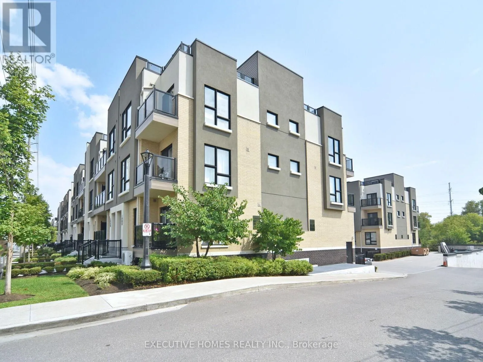 Row / Townhouse for rent: 203 - 8825 Sheppard Avenue E, Toronto, Ontario M1B 0E3