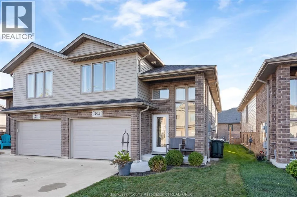 House for rent: 203 Adams, Amherstburg, Ontario N9V 0B2