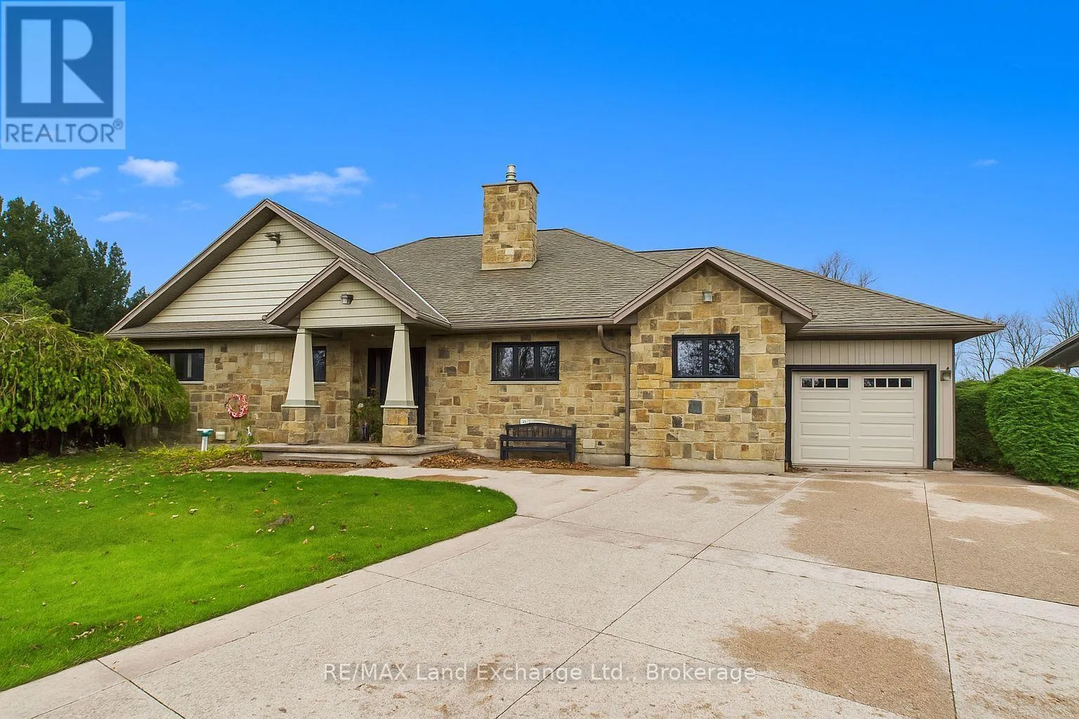 House for rent: 203 Campbell Crescent, Kincardine, Ontario N2Z 1B9