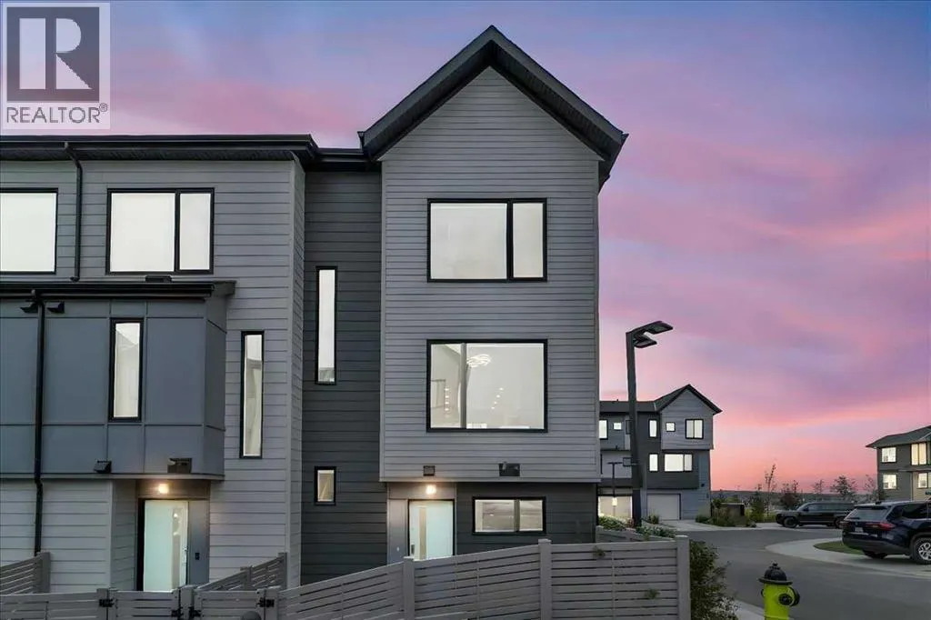 Row / Townhouse for rent: 203 Evanscrest Square Nw, Calgary, Alberta T3P 1S2